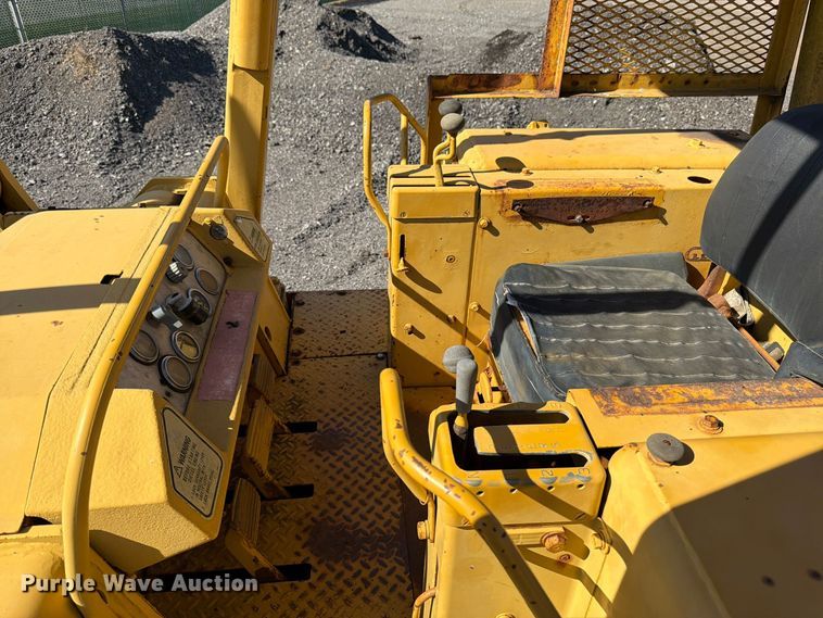 image for item DT3089 Caterpillar 955L track loader