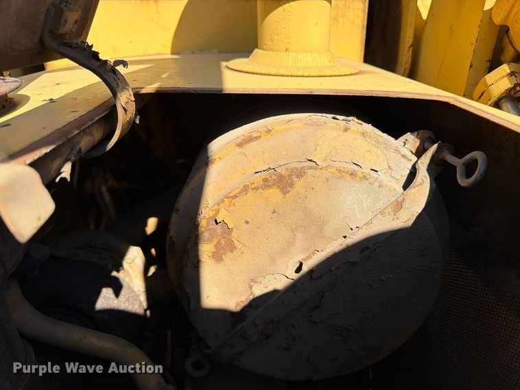 image for item DT3089 Caterpillar 955L track loader