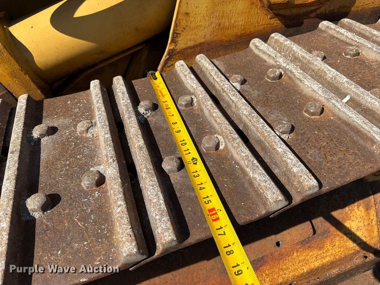 image for item DT3089 Caterpillar 955L track loader