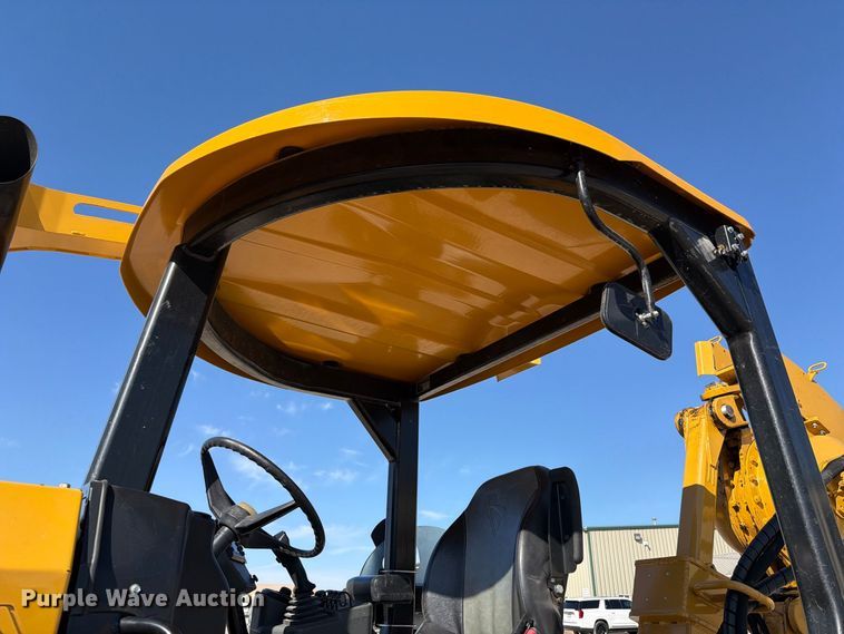 image for item DV2137 2023 Vermeer RTX1250i2 cable plow