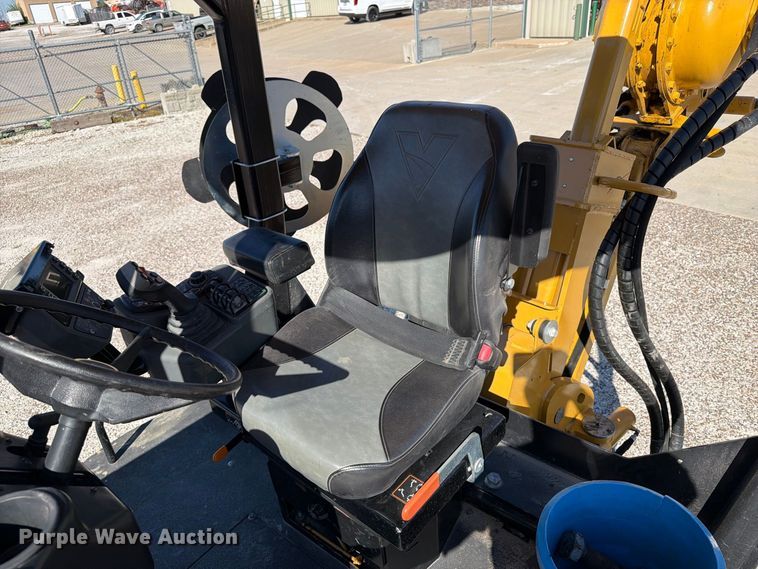 image for item DV2137 2023 Vermeer RTX1250i2 cable plow