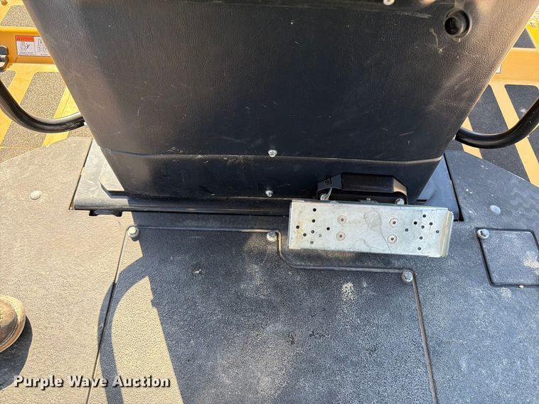 image for item DV2137 2023 Vermeer RTX1250i2 cable plow