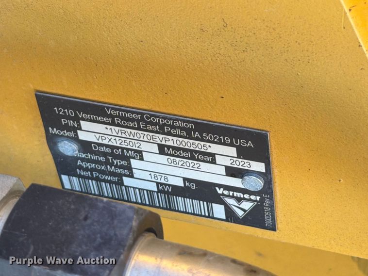 image for item DV2137 2023 Vermeer RTX1250i2 cable plow