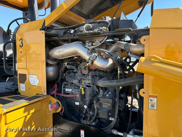 image for item DV2137 2023 Vermeer RTX1250i2 cable plow