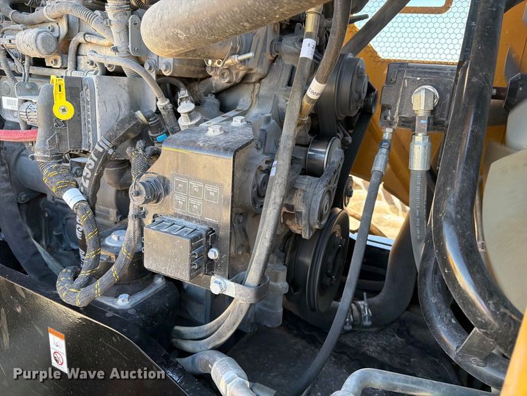 image for item DV2137 2023 Vermeer RTX1250i2 cable plow