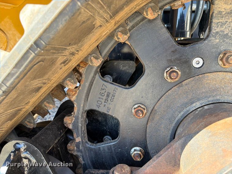 image for item DV2137 2023 Vermeer RTX1250i2 cable plow