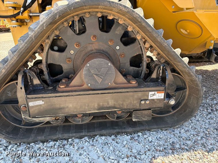 image for item DV2137 2023 Vermeer RTX1250i2 cable plow