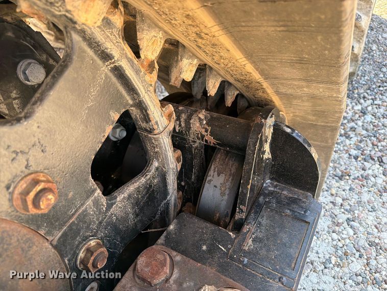 image for item DV2137 2023 Vermeer RTX1250i2 cable plow