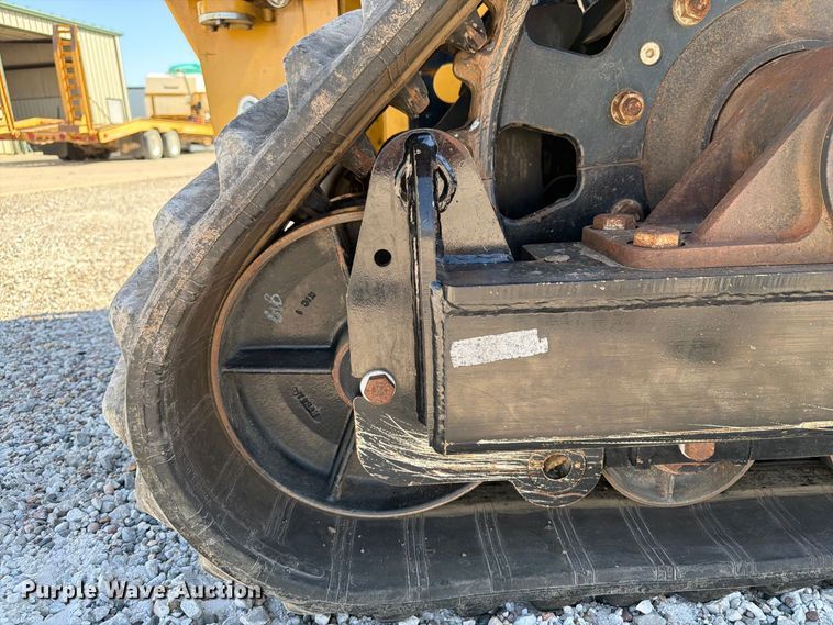 image for item DV2137 2023 Vermeer RTX1250i2 cable plow