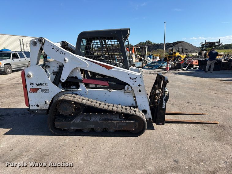 image for item DV7410 2018 Bobcat T650 tracked skid steer loader