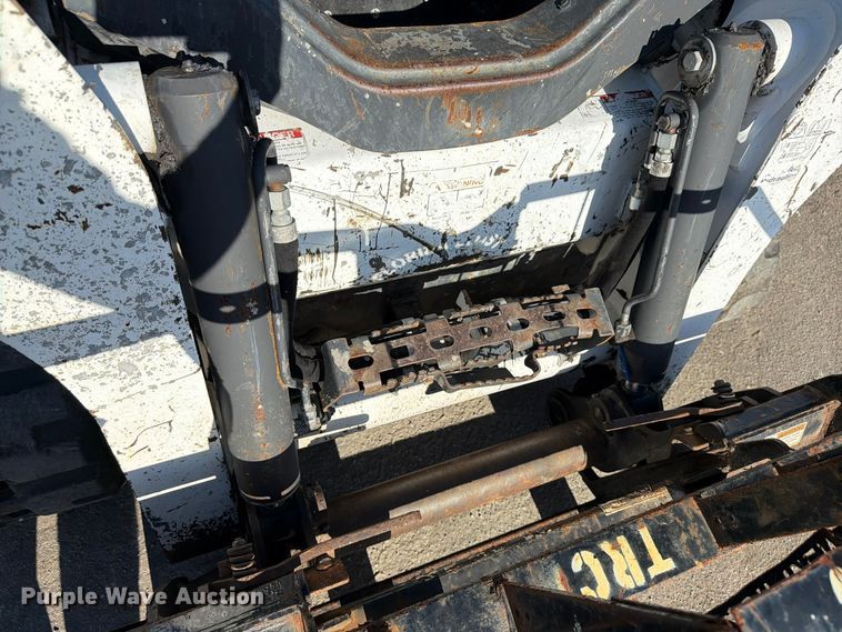 image for item DV7410 2018 Bobcat T650 tracked skid steer loader