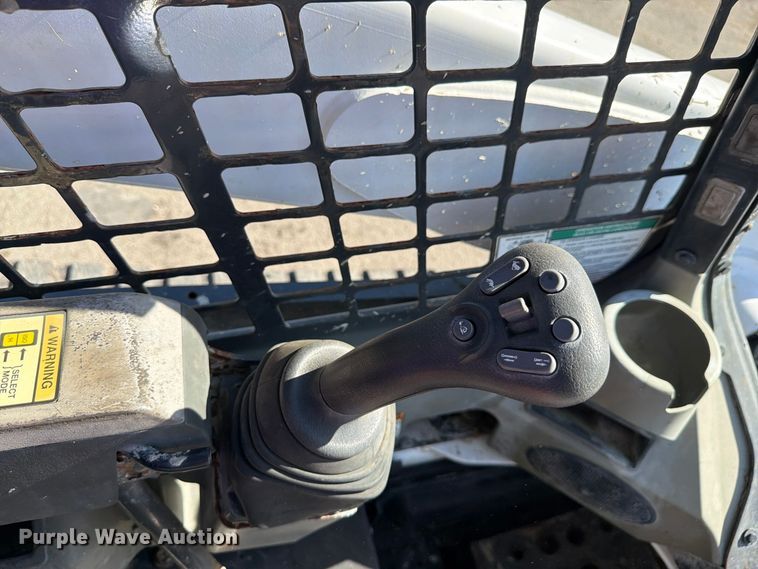 image for item DV7410 2018 Bobcat T650 tracked skid steer loader