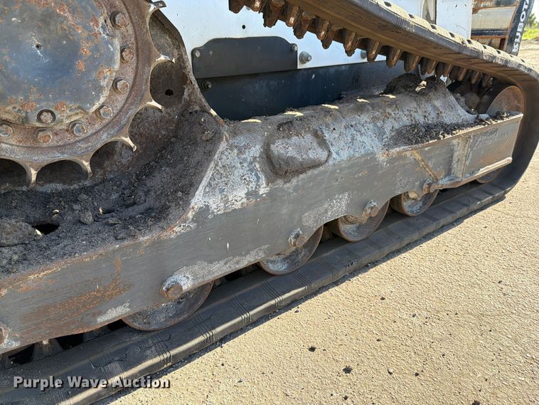 image for item DV7410 2018 Bobcat T650 tracked skid steer loader