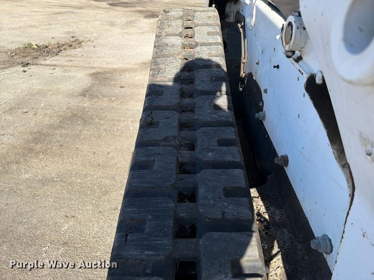 image for item DV7410 2018 Bobcat T650 tracked skid steer loader