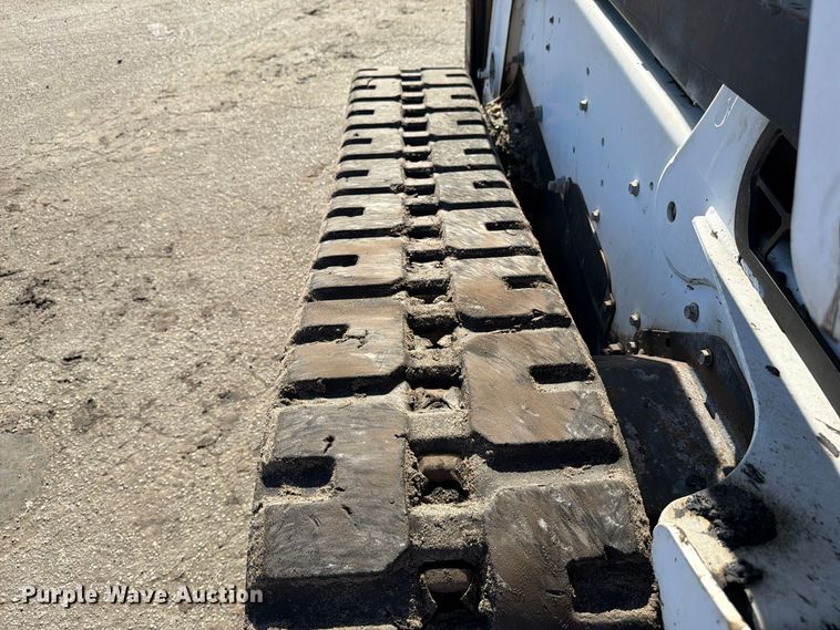 image for item DV7410 2018 Bobcat T650 tracked skid steer loader
