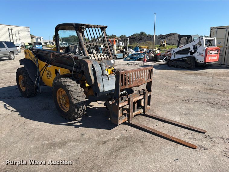 image for item DV7411 2005 JCB 524 telehandler