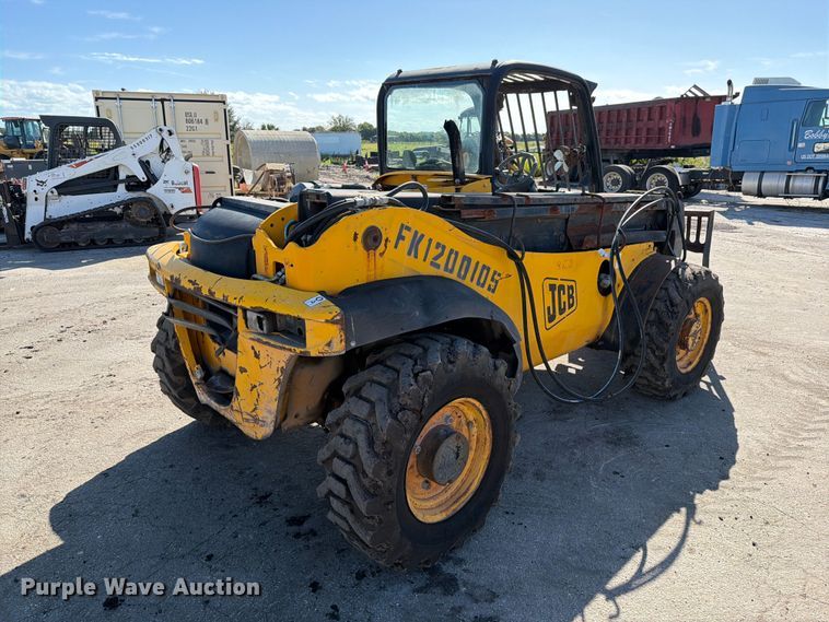 image for item DV7411 2005 JCB 524 telehandler