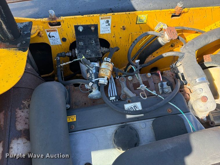 image for item DV7411 2005 JCB 524 telehandler