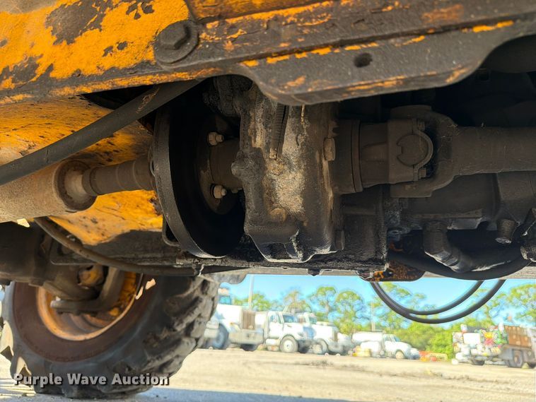 image for item DV7411 2005 JCB 524 telehandler