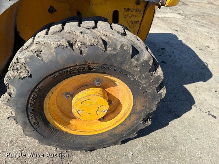 image for item DV7411 2005 JCB 524 telehandler