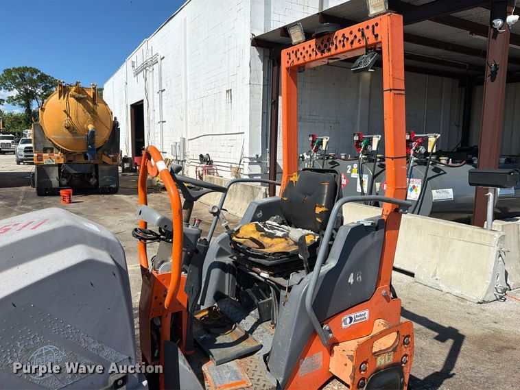 image for item DV7415 2011 Hamm HD12 double drum vibratory roller