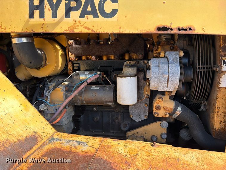 image for item DV7416 Hypac C530A pneumatic roller