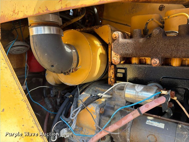 image for item DV7416 Hypac C530A pneumatic roller