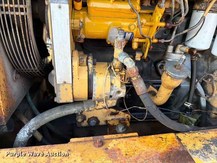 image for item DV7416 Hypac C530A pneumatic roller