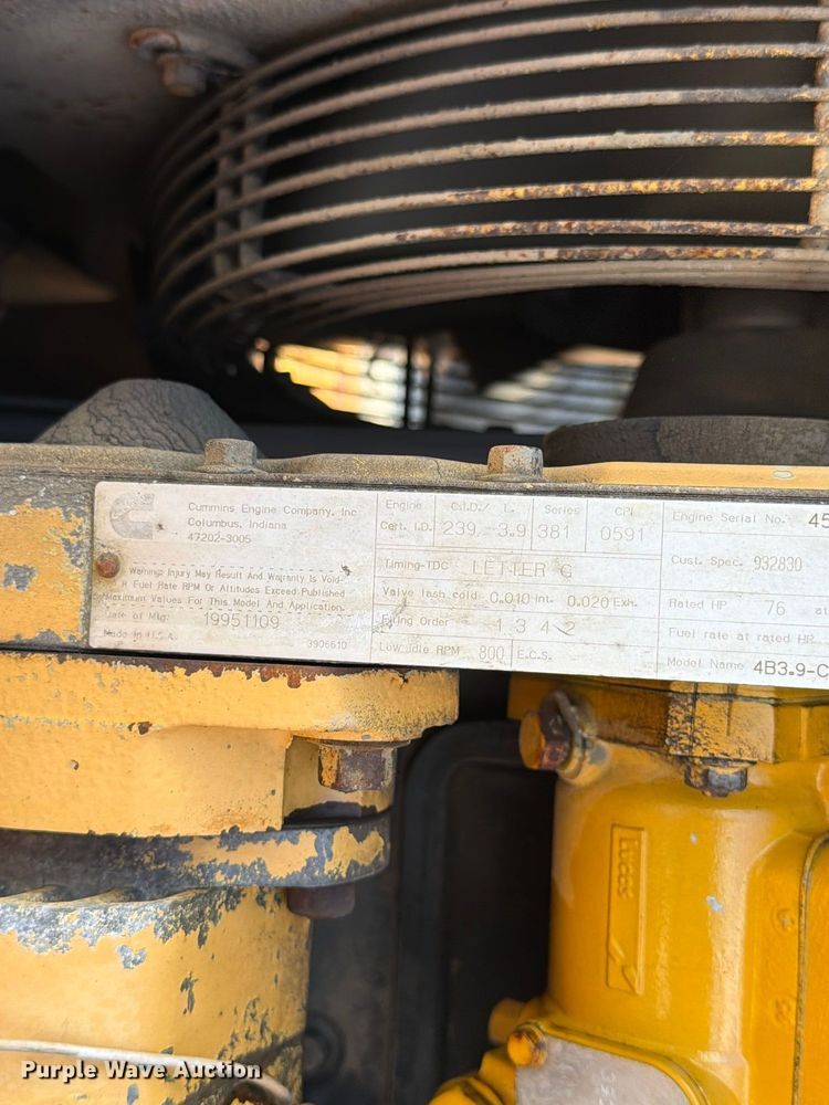 image for item DV7416 Hypac C530A pneumatic roller