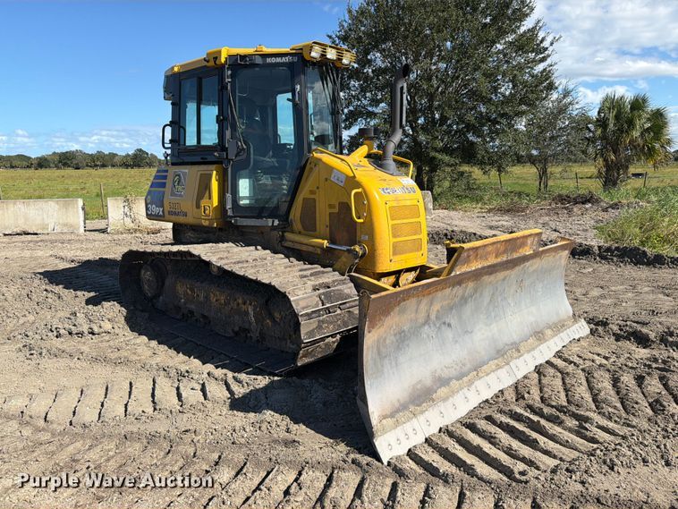 image for item DV7421 2021 Komatsu D39PX-24 dozer