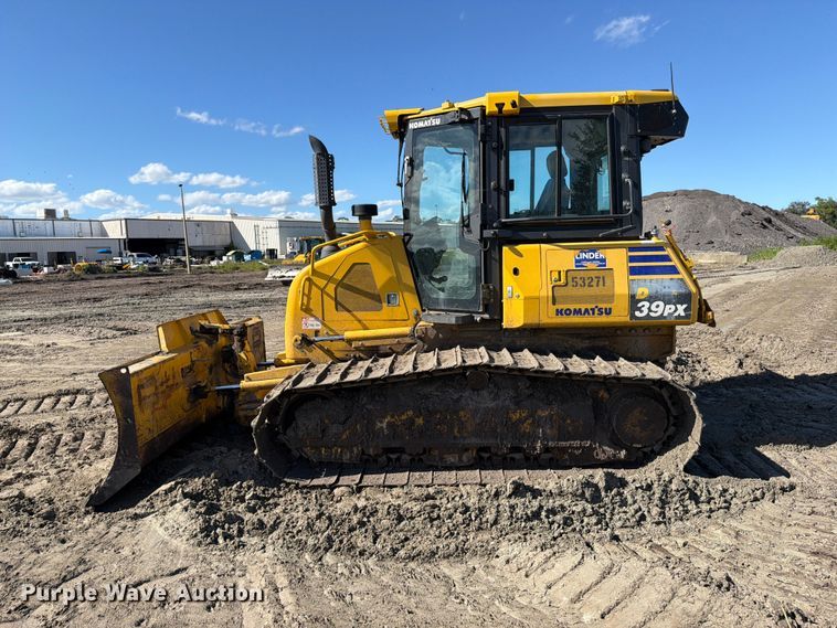 image for item DV7421 2021 Komatsu D39PX-24 dozer