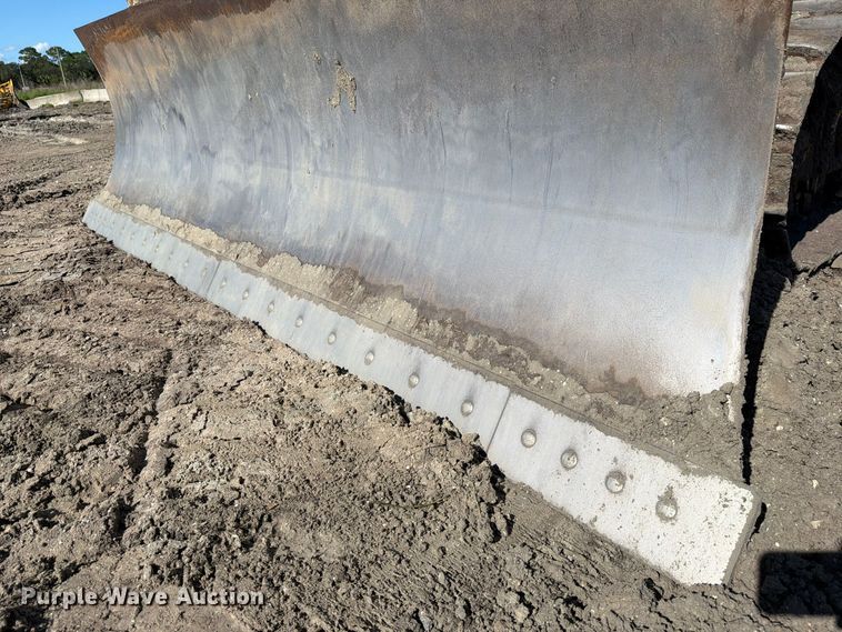 image for item DV7421 2021 Komatsu D39PX-24 dozer