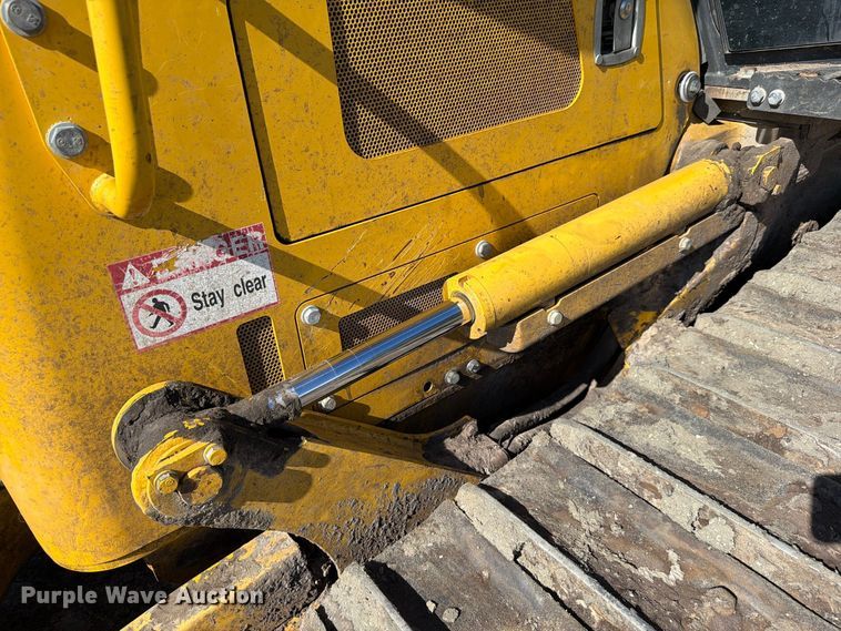 image for item DV7421 2021 Komatsu D39PX-24 dozer