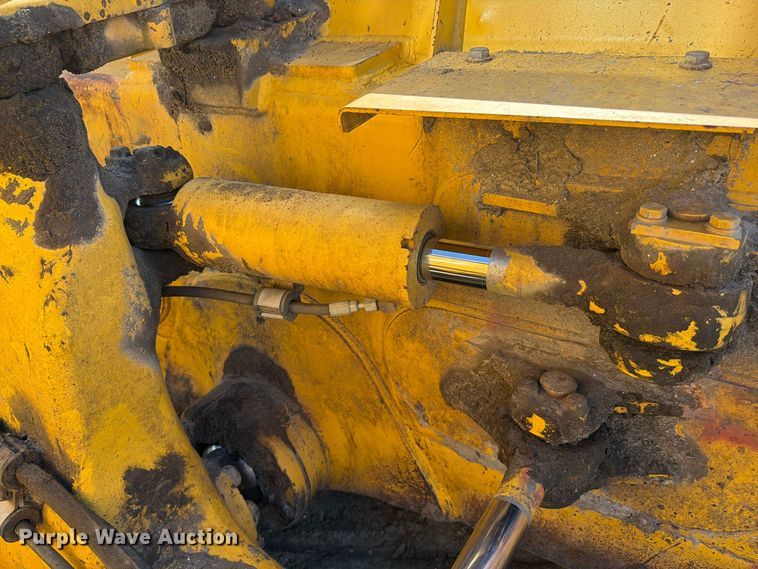 image for item DV7421 2021 Komatsu D39PX-24 dozer