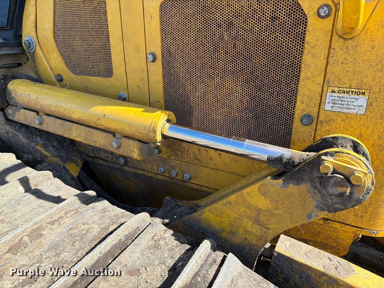 image for item DV7421 2021 Komatsu D39PX-24 dozer