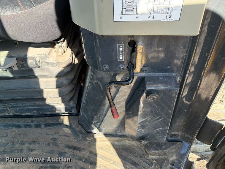 image for item DV7421 2021 Komatsu D39PX-24 dozer