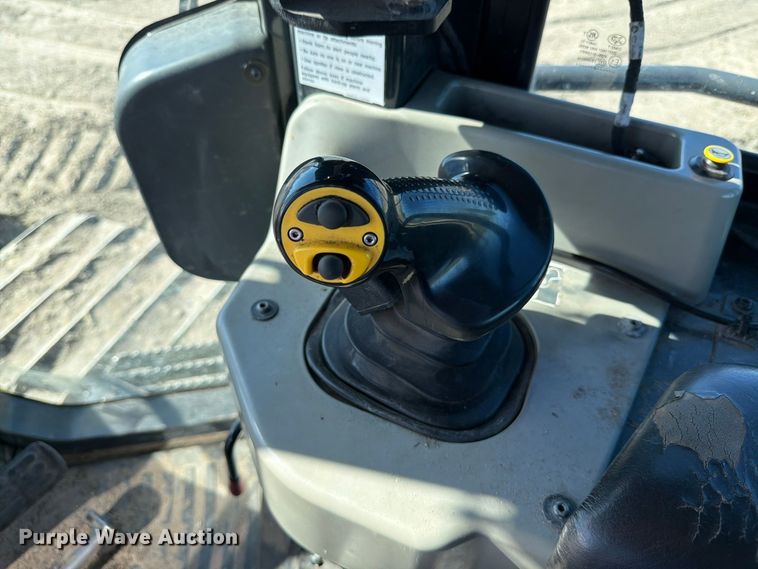 image for item DV7421 2021 Komatsu D39PX-24 dozer