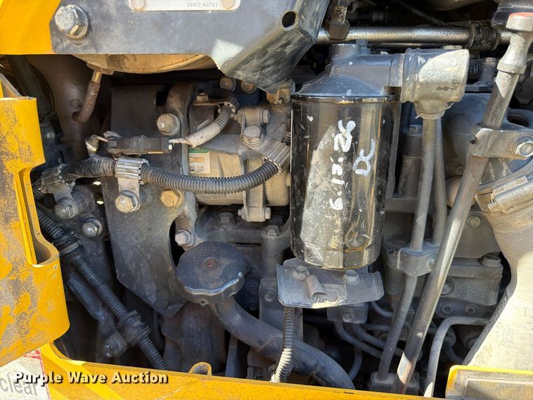 image for item DV7421 2021 Komatsu D39PX-24 dozer