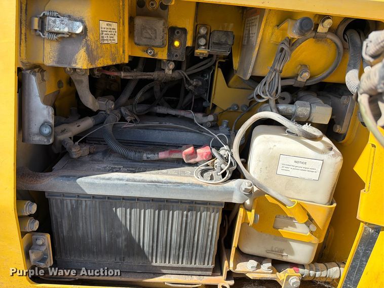 image for item DV7421 2021 Komatsu D39PX-24 dozer