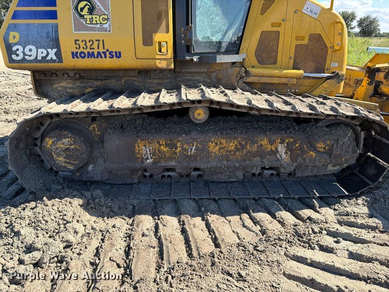image for item DV7421 2021 Komatsu D39PX-24 dozer