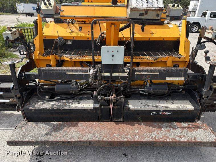 image for item DV7424 2016 Lee-Boy 8616B paver