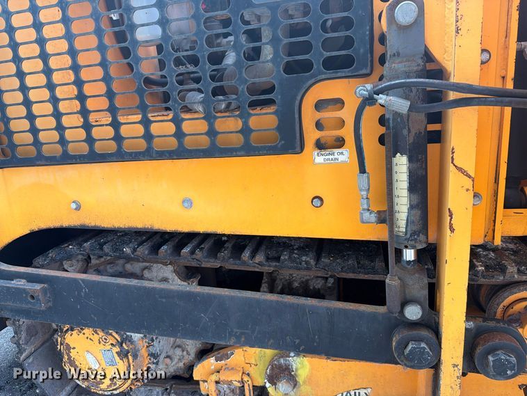 image for item DV7424 2016 Lee-Boy 8616B paver