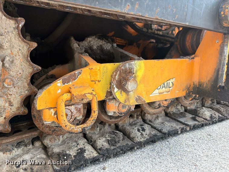 image for item DV7424 2016 Lee-Boy 8616B paver