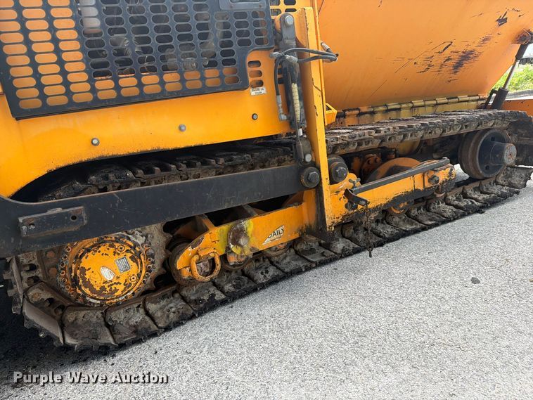image for item DV7424 2016 Lee-Boy 8616B paver