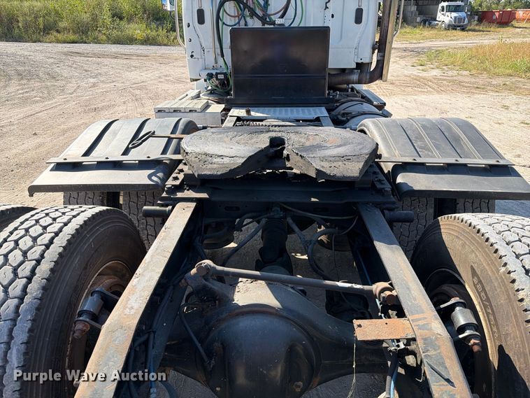 image for item DZ4857 2013 Freightliner Business Class M2 semi truck