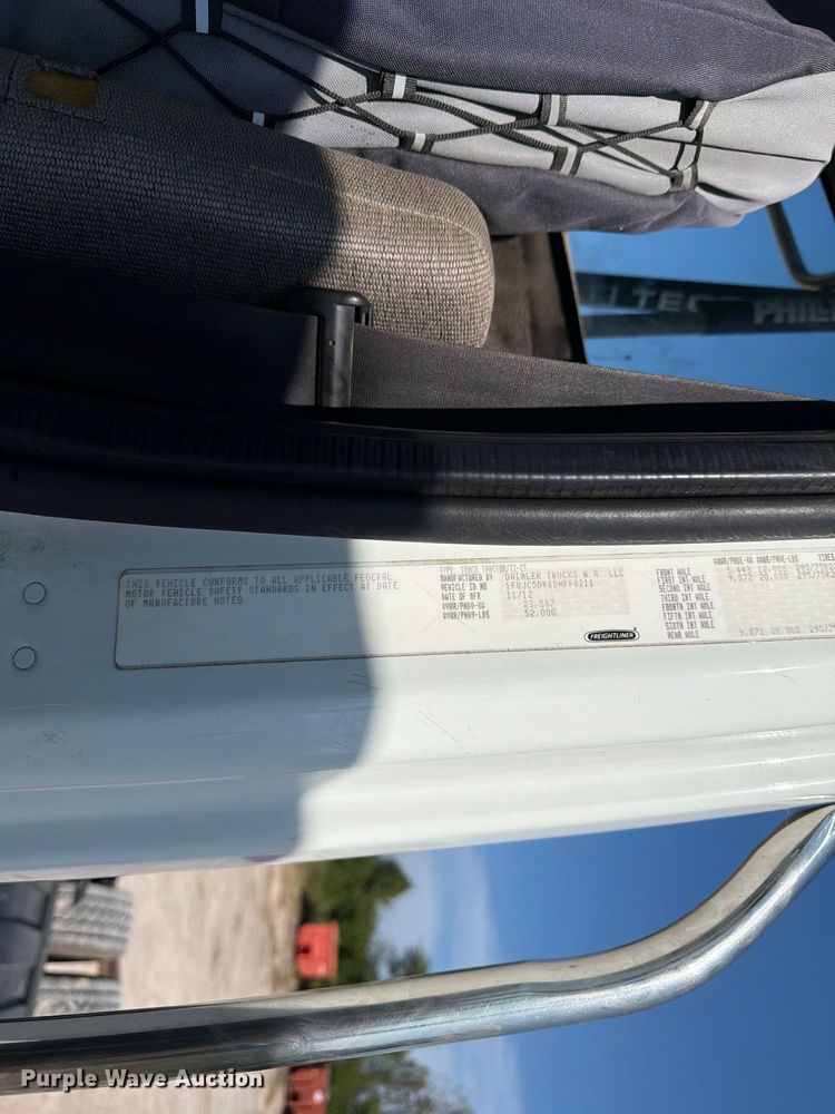image for item DZ4857 2013 Freightliner Business Class M2 semi truck