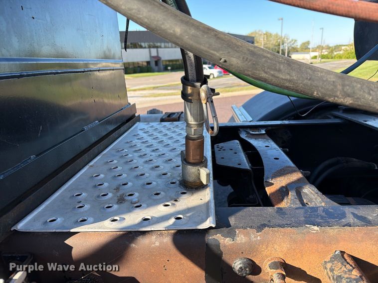 image for item DZ4858 2014 Ranco end dump trailer
