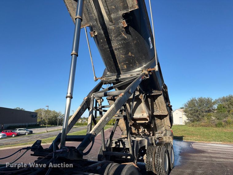 image for item DZ4858 2014 Ranco end dump trailer