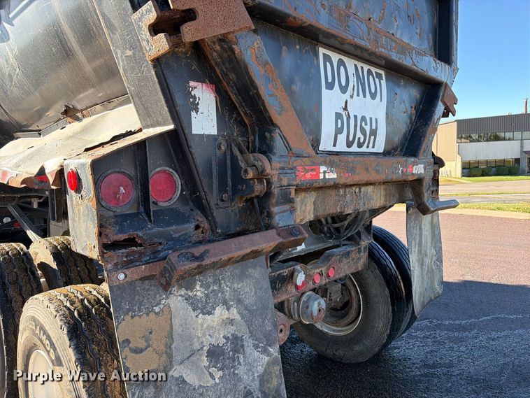image for item DZ4858 2014 Ranco end dump trailer