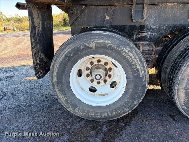 image for item DZ4858 2014 Ranco end dump trailer
